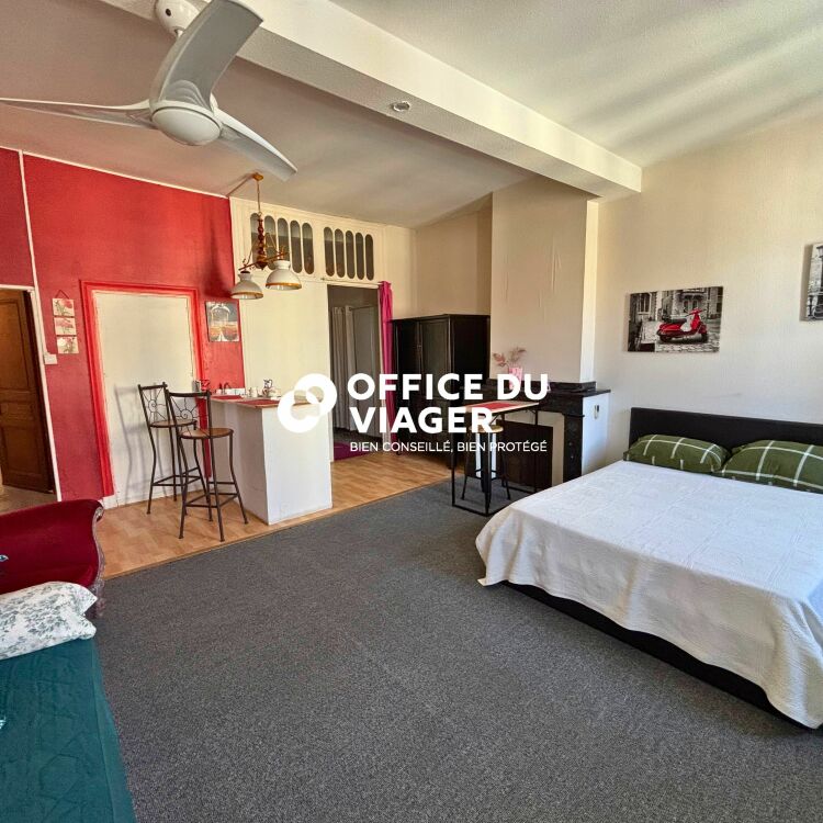 Immeuble - 5 appartements - 233,70 m²