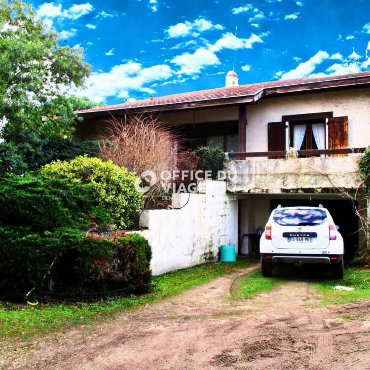 Maison - 6 pièces - 188,77 m²