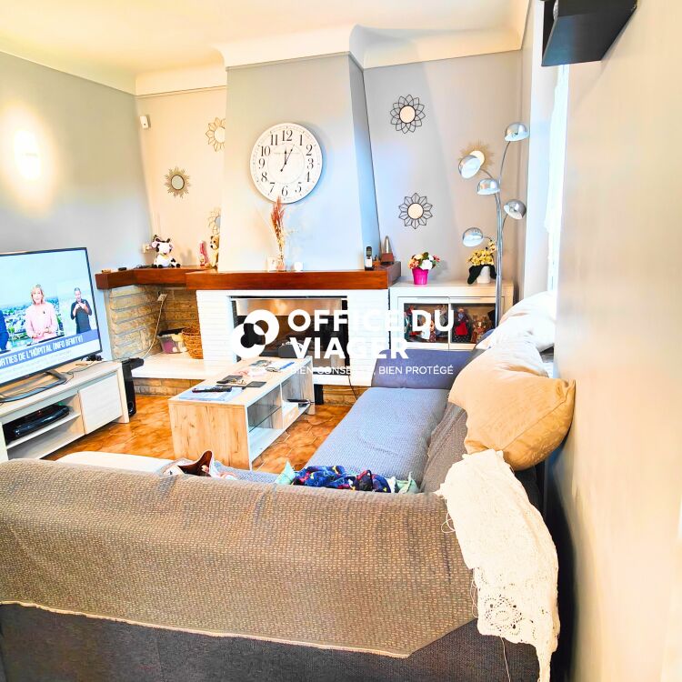 Maison - 6 pièces - 142,21 m²