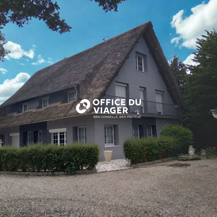 Maison - 12 pièces - 470 m²