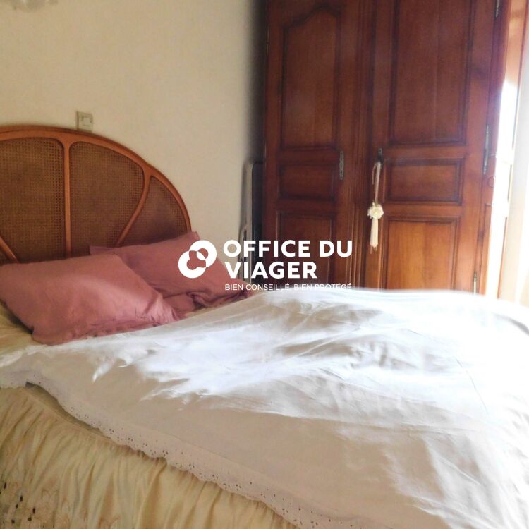 Maison - 6 pièces - 196 m²