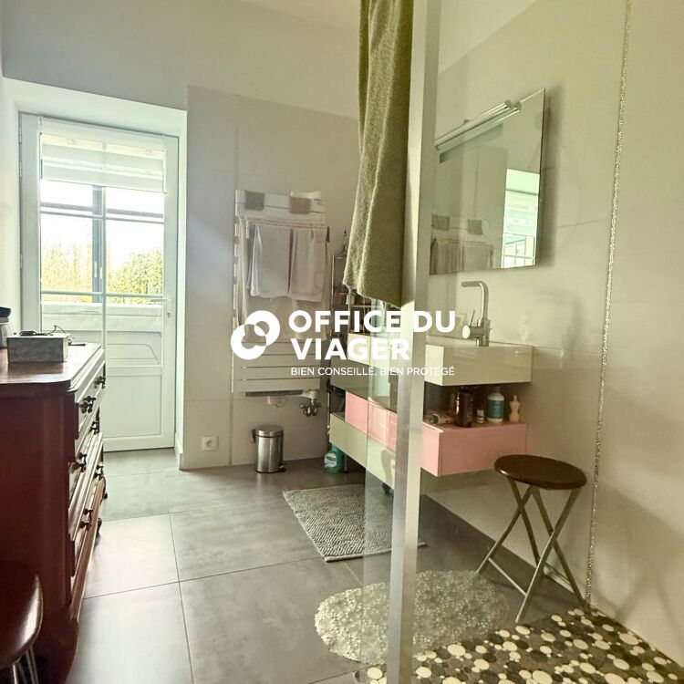 Maison - 5 pièces - 179 m²