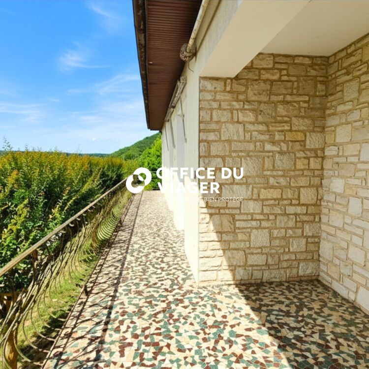 Maison - 8 pièces - 216,63 m²