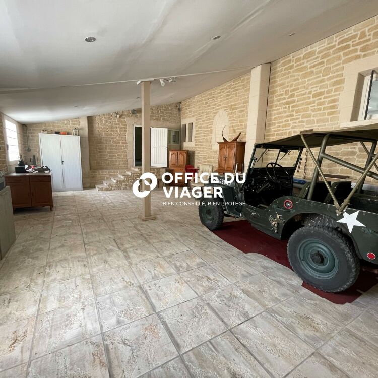 Maison - 5 pièces - 210 m²