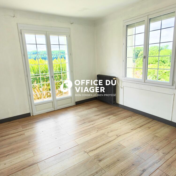 Maison - 8 pièces - 216,63 m²