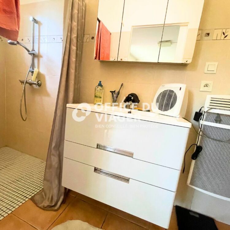 Maison divisée en 2 appartements - 153 m²