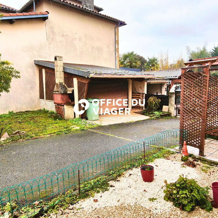 Ensemble immobilier - 3 maisons - 178 m²