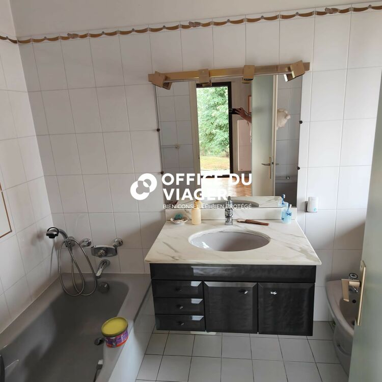 Maison - 6 pièces - 228,35 m²