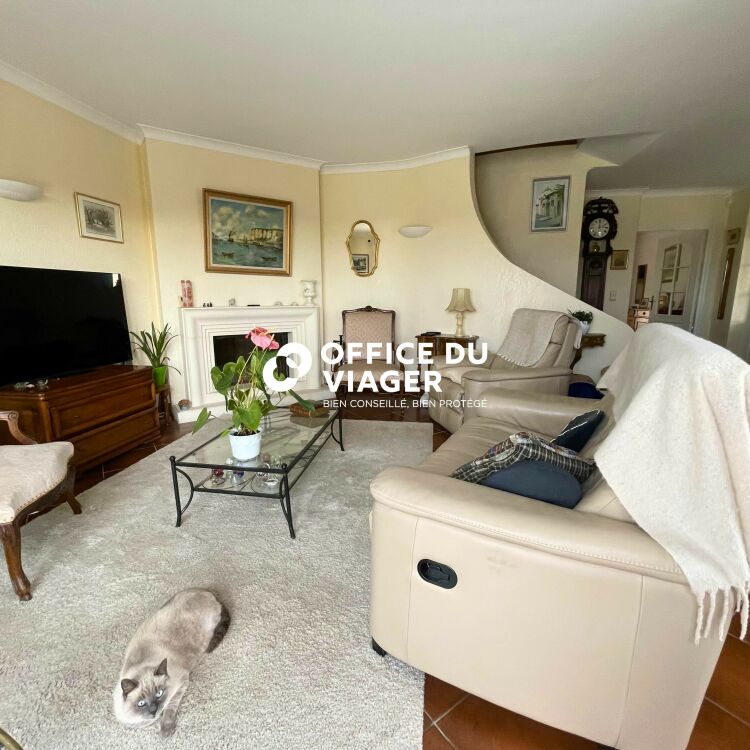 Maison - 6 pièces - 164,73 m²