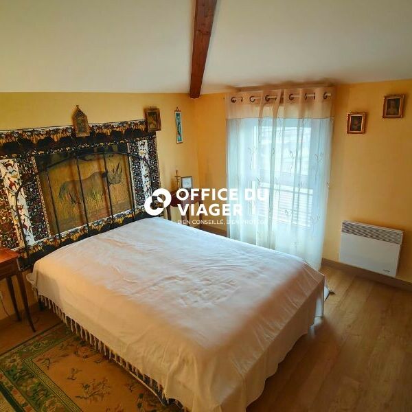 Appartement - 5 pièces - 145 m²