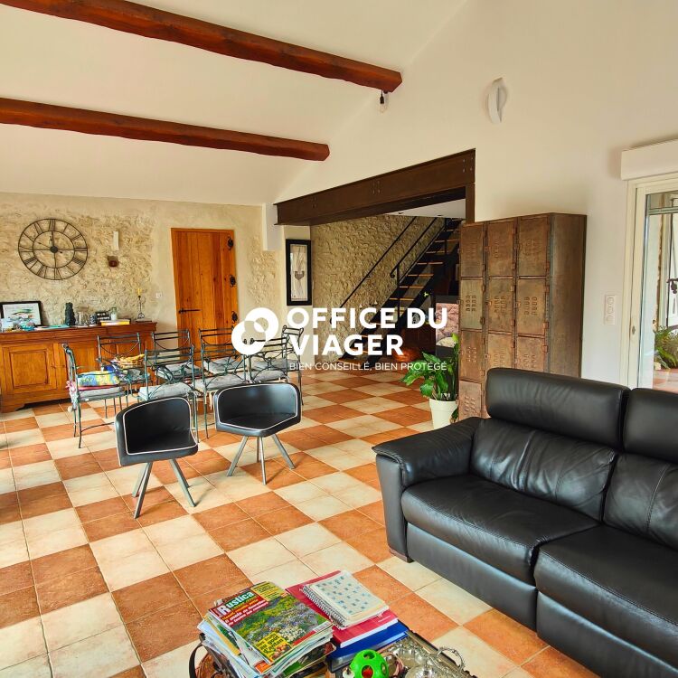 Maison - 4 pièces - 160 m²