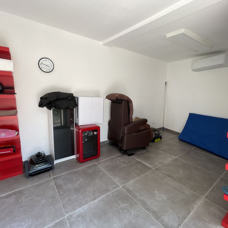 Maison - 7 pièces - 190 m²