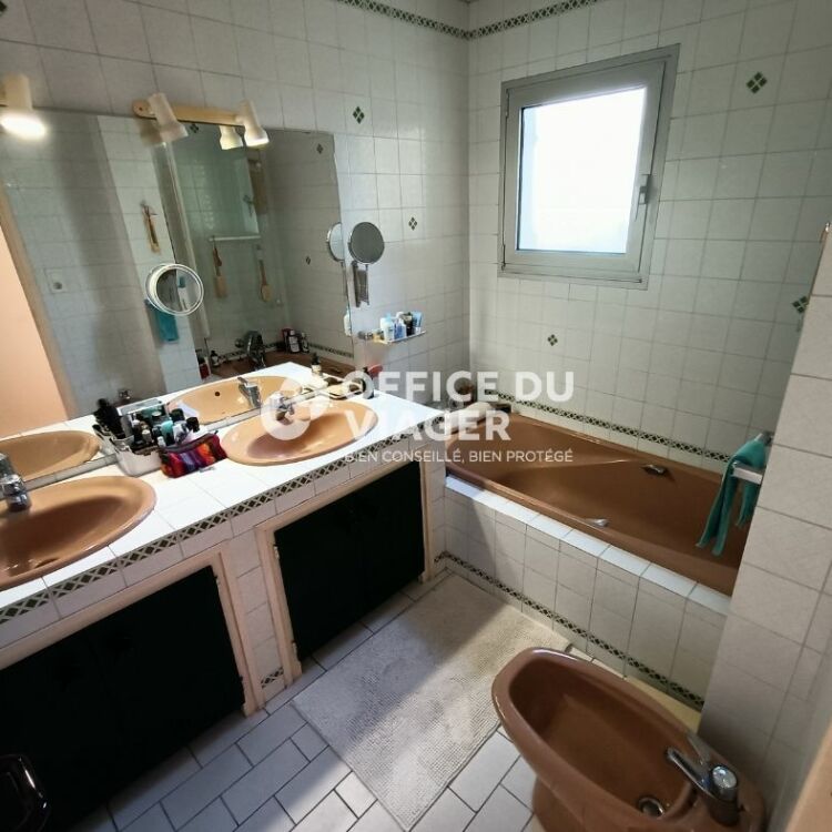 Maison - 6 pièces - 117,57 m²