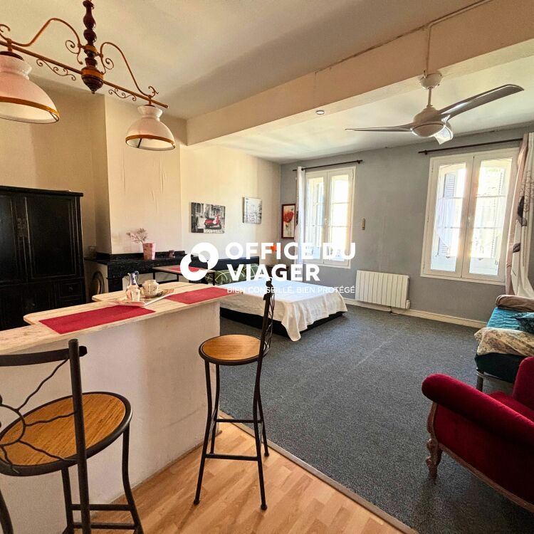 Immeuble - 5 appartements - 233,70 m²