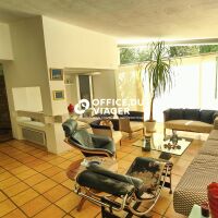 Maison - 6 pièces - 180 m²