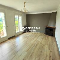 Maison - 8 pièces - 216,63 m²