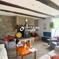 Maison - 6 pièces - 180 m²