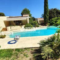 Maison - 6 pièces - 180 m²