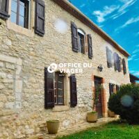 Maison - 6 pièces - 196,03 m²