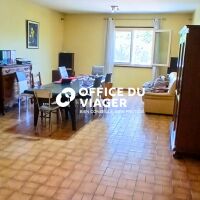 Maison  - 4 pièces - 150 m²