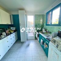 Maison - 4 pièces - 180 m²