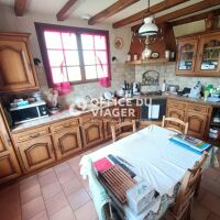 Maison - 6 pièces - 140 m²