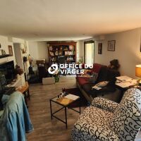 Maison - 9 pièces - 225 m²