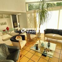 Maison - 6 pièces - 180 m²