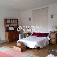 Maison - 12 pièces - 408 m²