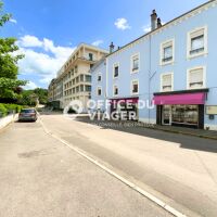Immeuble - 11 appartements - 3 locaux commerciaux - 591,6 m²
