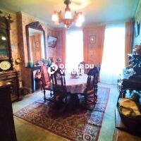 Maison - 8 pièces - 240 m²