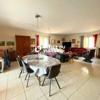 Maison - 5 pièces - 180,50 m²
