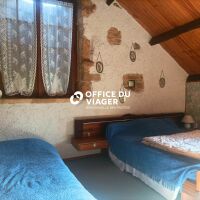 Ensemble immobilier - 6 pièces - 140 m²