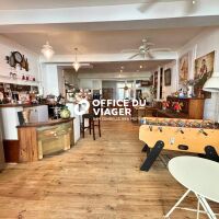 Immeuble - 5 appartements - 233,70 m²