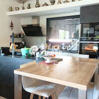 Maison - 6 pièces - 160 m²