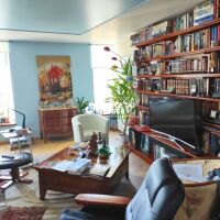 Ensemble immobilier - 1 appartement + 1 local commercial - 126,10 m²