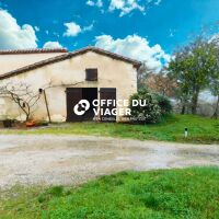 Maison - 6 pièces - 196 m²