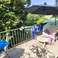 Maison - 9 pièces - 225 m²