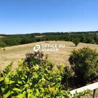 Maison - 5 pièces - 338,70 m²