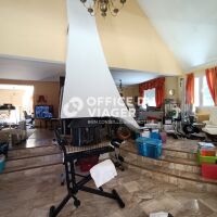 Maison - 8 pièces - 346 m²