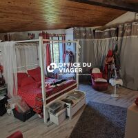 Maison - 6 pièces - 194 m²