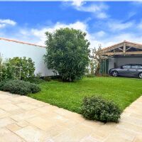 Maison - 6 pièces - 226 m²