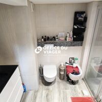 Maison - 9 pièces - 225 m²