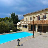 Maison - 5 pièces - 210 m²