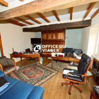 Maison - 6 pièces - 196,03 m²