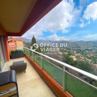 Appartement - 5 pièces - 152 m²