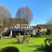 Maison - 7 pièces - 195 m²