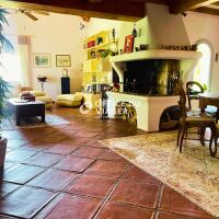Maison - 6 pièces - 195 m²