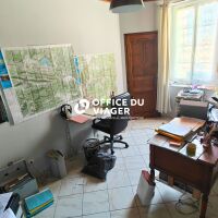 Maison - 6 pièces - 259,82 m²