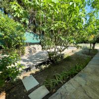 Maison - 6 pièces - 195 m²